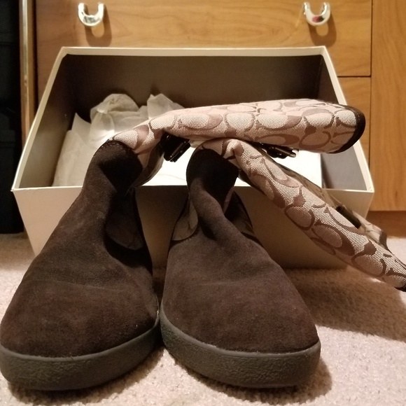 Coach Boots - Picture 5 of 6